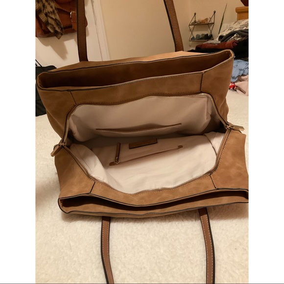 Brown suede purse - Picture 2 of 2